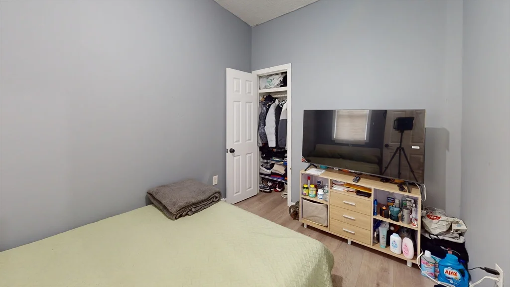 3 bed, 1 bath apartment for rent at 45 Morris St Unit 1, East Boston — photo 6 of 8