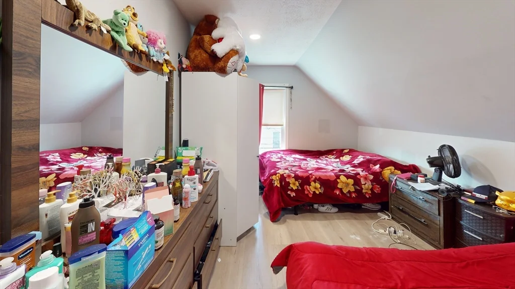2 bed, 1 bath apartment for rent at 45 Morris St Unit 3, Boston — photo 4 of 6