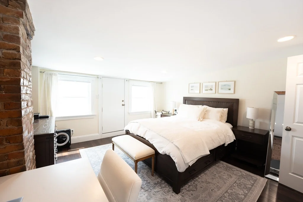 3 bed, 2 bath apartment for rent at 45 Mystic Unit 2, Charlestown — photo 7 of 13