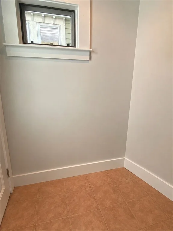 3 bed, 1 bath apartment for rent at 45 Orchard St Unit R, North Cambridge — photo 2 of 13