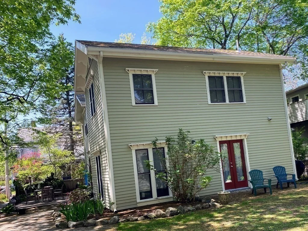 3 bed, 1 bath apartment for rent at 45 Orchard St Unit R, North Cambridge — photo 5 of 13