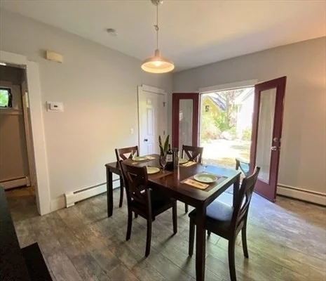 3 bed, 1 bath apartment for rent at 45 Orchard St Unit R, North Cambridge — photo 4 of 13