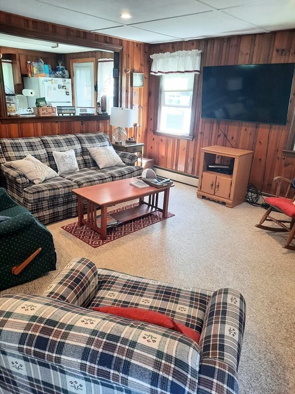 2 bed, 1 bath apartment for rent at 45 Park St Unit 45, Marshfield — photo 3 of 5