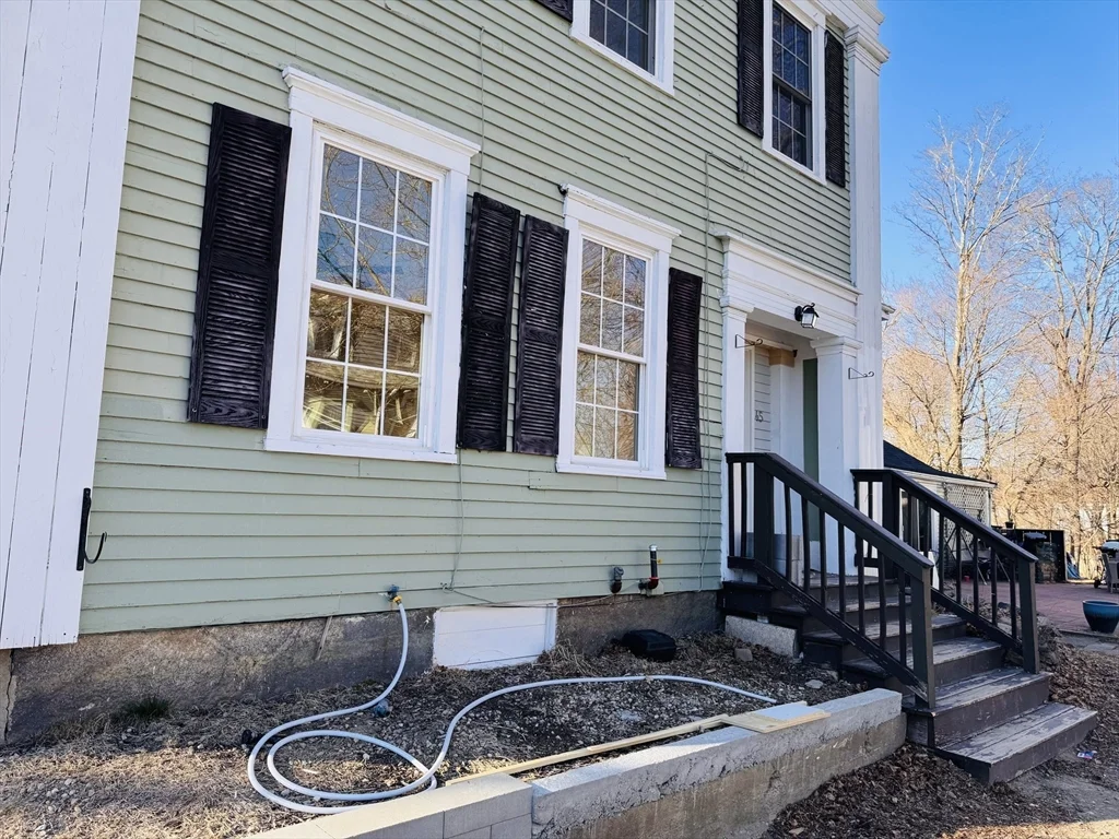 4 bed, 1 bath apartment for rent at 45 Peirce St Unit 1, Middleboro — photo 23 of 23