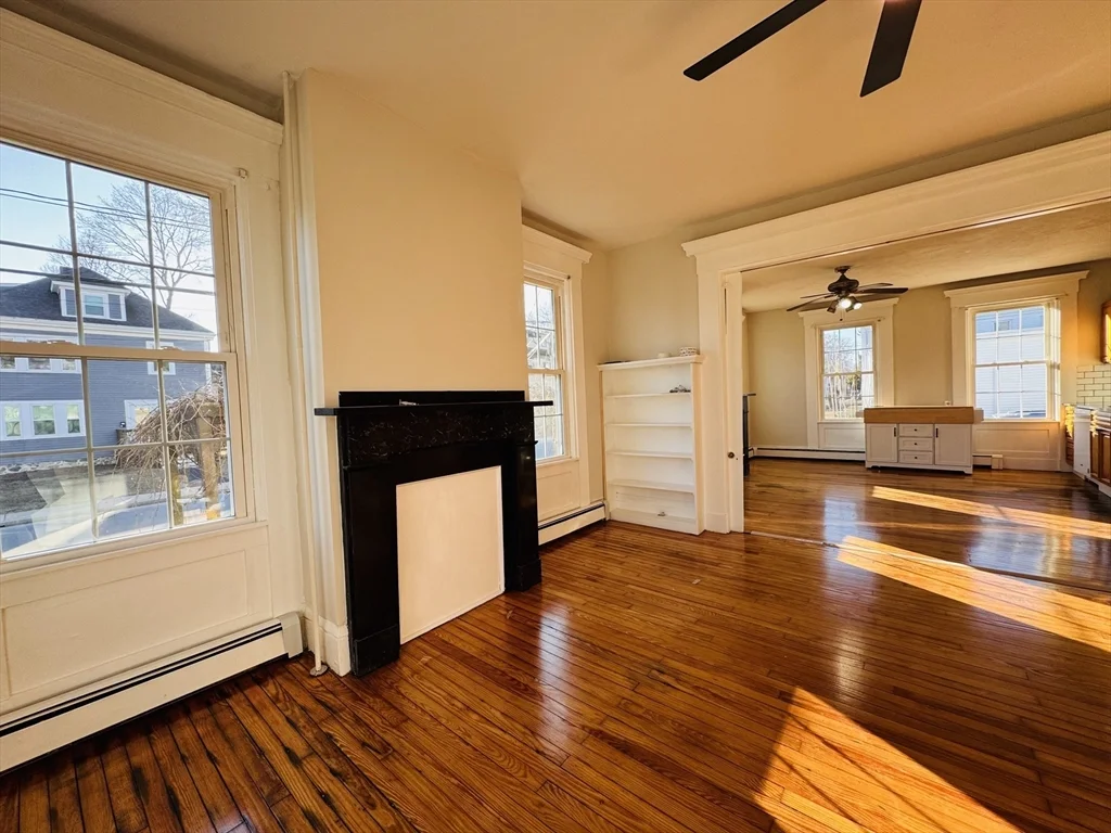 4 bed, 1 bath apartment for rent at 45 Peirce St Unit 1, Middleboro — photo 12 of 23