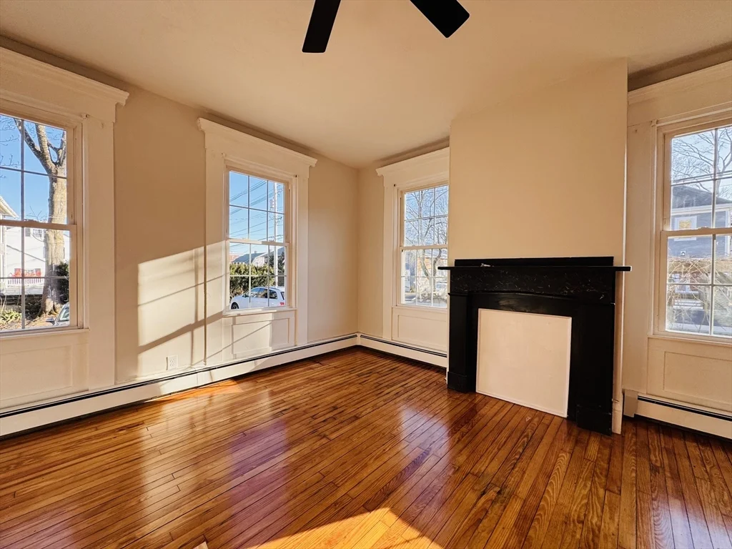 4 bed, 1 bath apartment for rent at 45 Peirce St Unit 1, Middleboro — photo 13 of 23