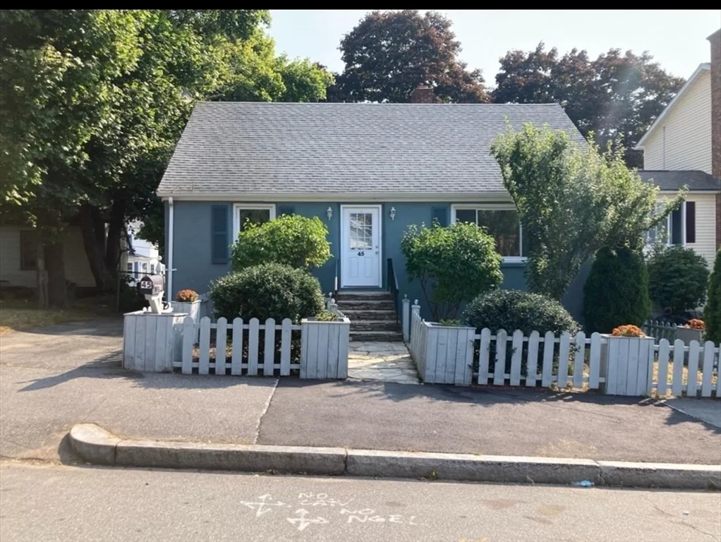 3 bed, 2 bath apartment for rent at 45 Pilgrim Ave, Worcester