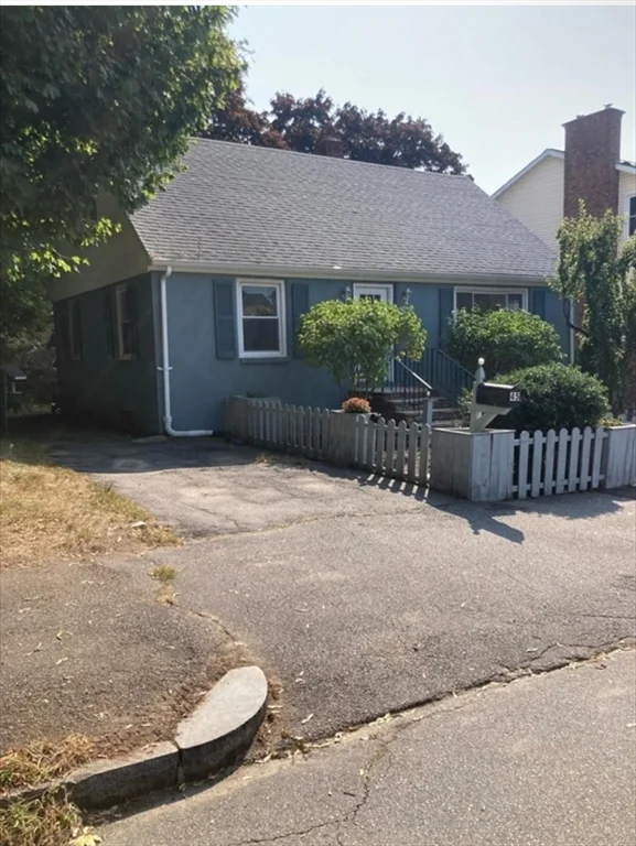 3 bed, 2 bath apartment for rent at 45 Pilgrim Ave, Worcester — photo 10 of 13