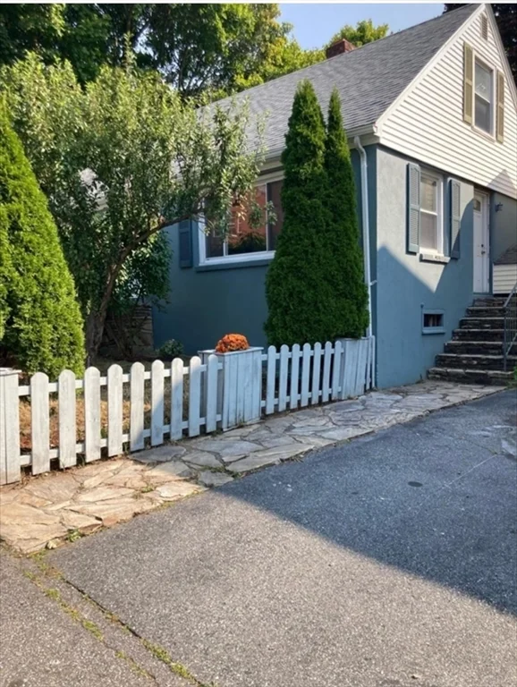 3 bed, 2 bath apartment for rent at 45 Pilgrim Ave, Worcester — photo 13 of 13