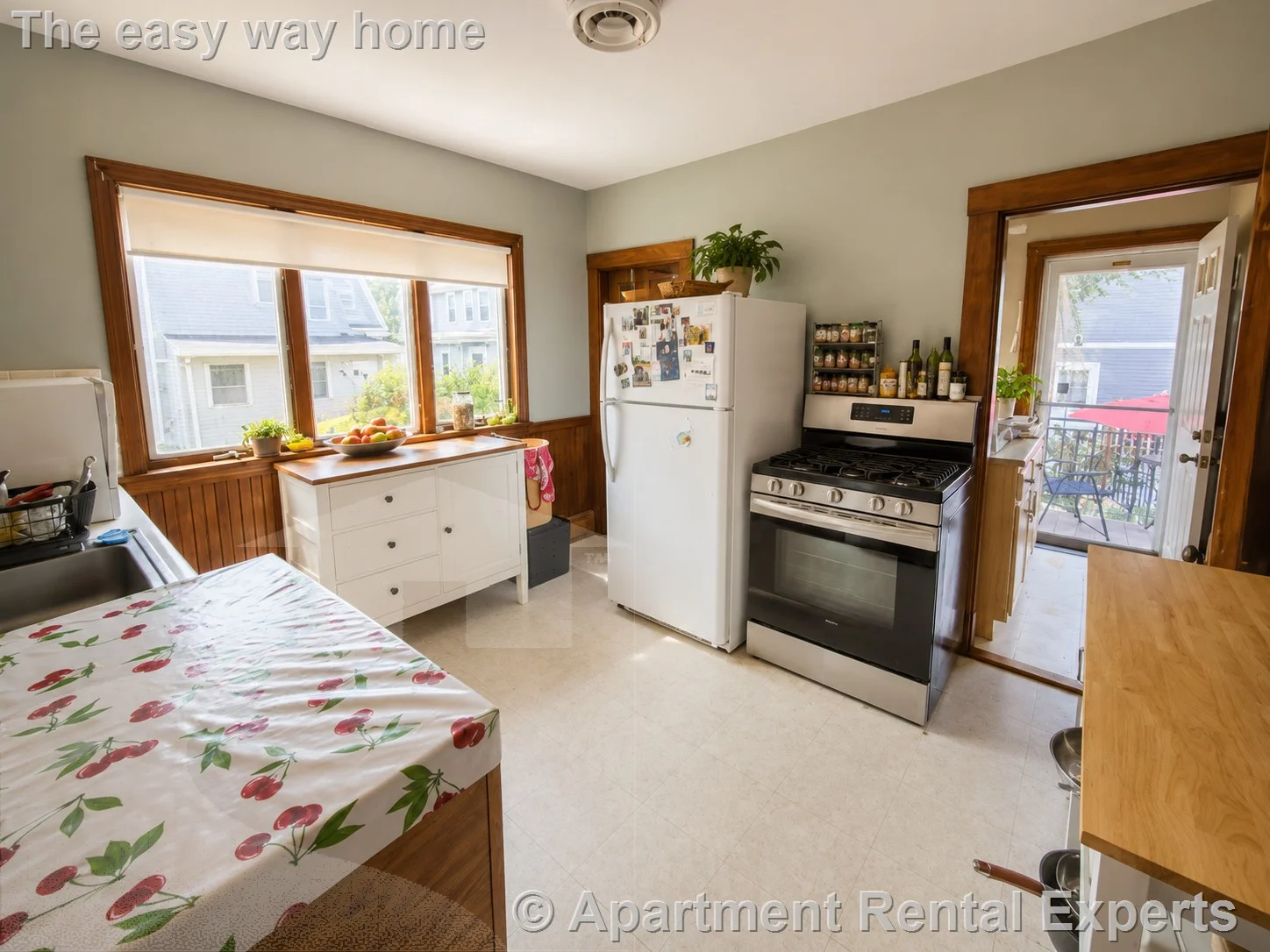 2 bed, 1 bath apartment for rent at 45 Pinkham Rd, Tufts — photo 3 of 6