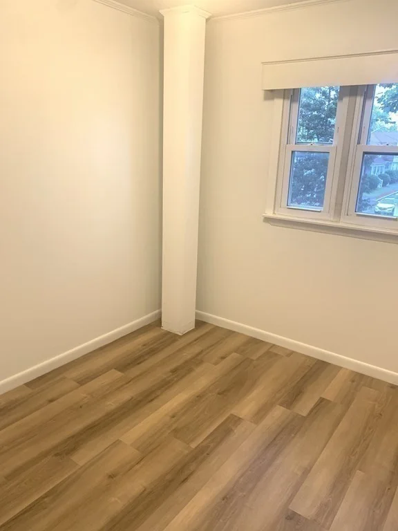 3 bed, 1 bath apartment for rent at 45 Pleasant Unit 2, Winthrop — photo 12 of 18