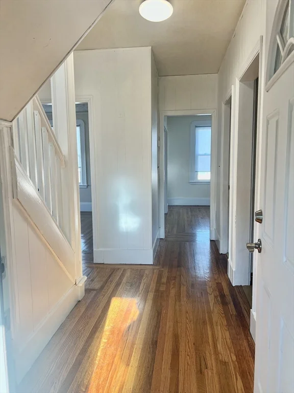 3 bed, 1 bath apartment for rent at 45 Pleasant Unit 2, Winthrop