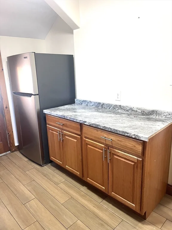3 bed, 1 bath apartment for rent at 45 Pleasant Unit 2, Winthrop — photo 4 of 18