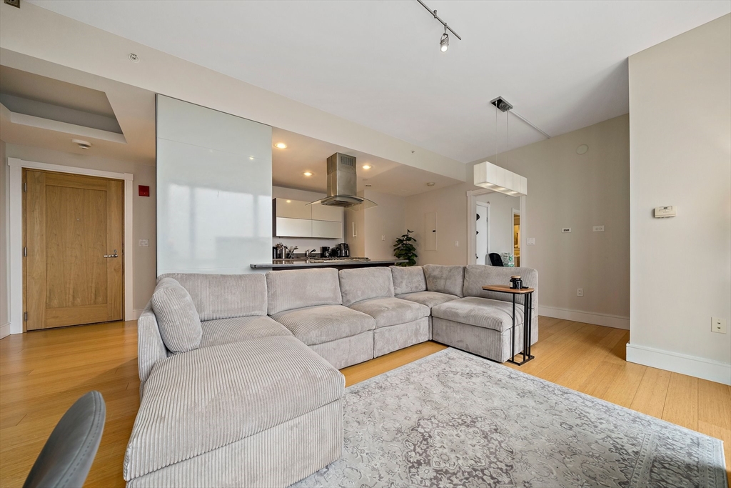 2 bed, 2 bath apartment for rent at 45 Province St Unit 2207, Midtown — photo 6 of 28