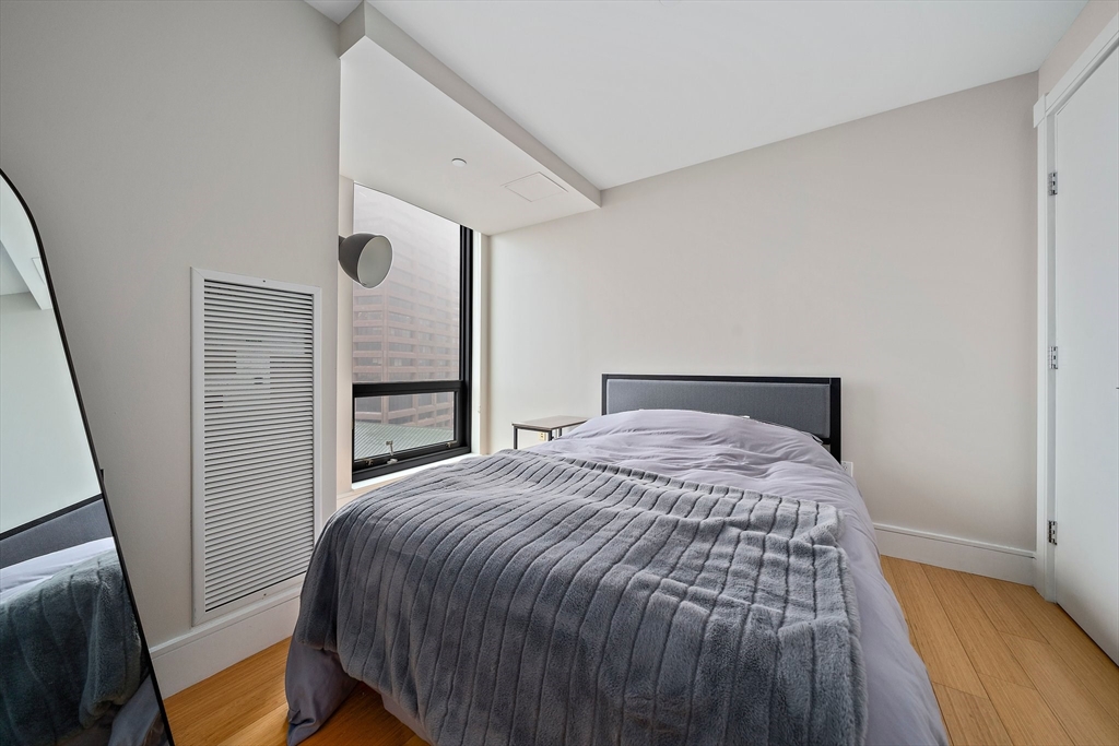 2 bed, 2 bath apartment for rent at 45 Province St Unit 2207, Midtown — photo 9 of 28