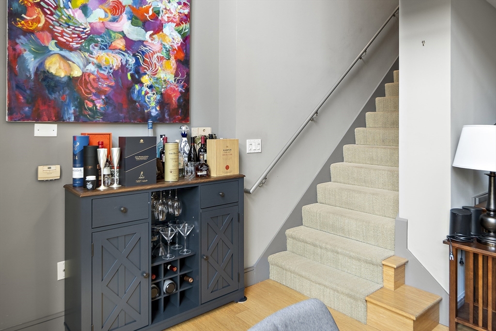 2 bed, 1 bath apartment for rent at 45 Province St Unit 909, Midtown — photo 8 of 19