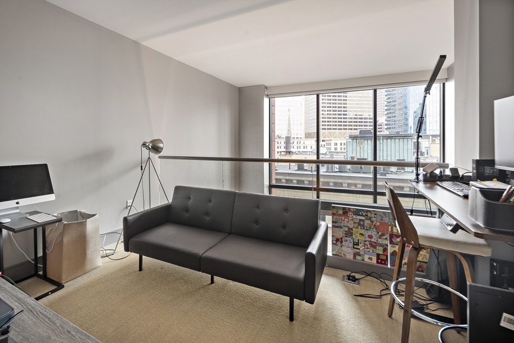 2 bed, 1 bath apartment for rent at 45 Province St Unit 909, Midtown — photo 10 of 19