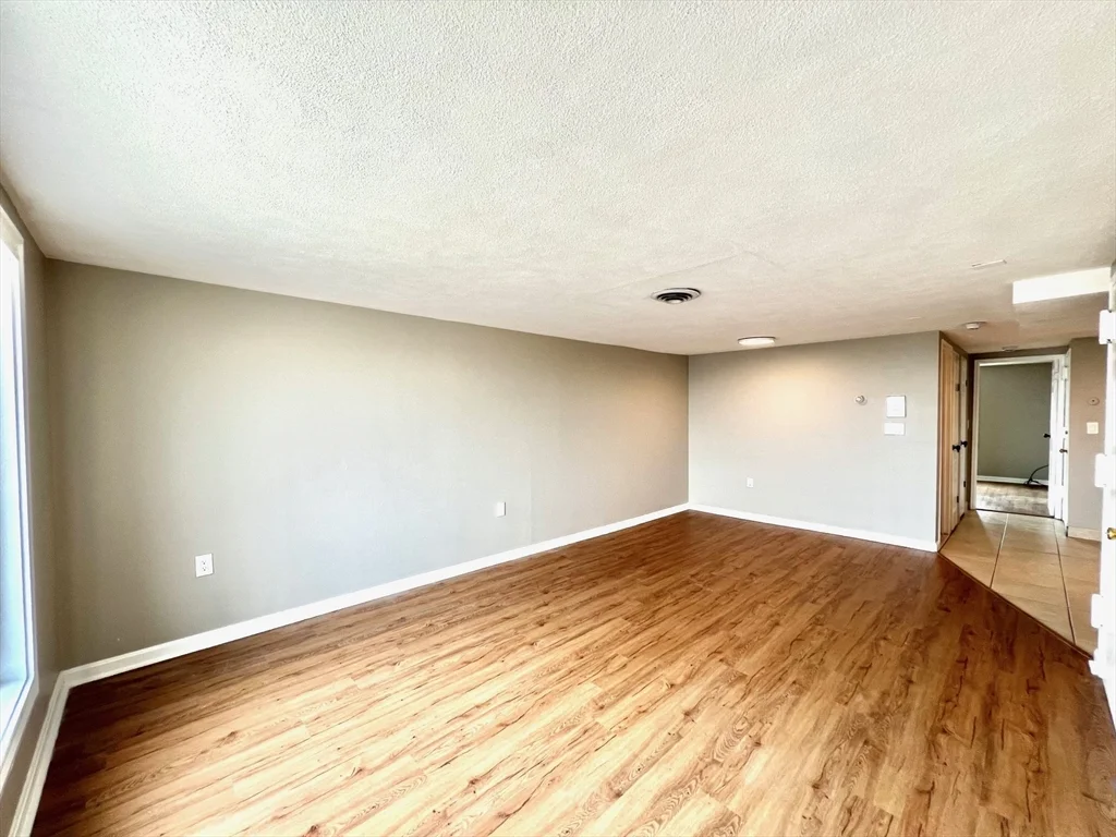 1 bed, 1 bath apartment for rent at 45 Revere Beach Blvd Unit 3, Revere — photo 7 of 17