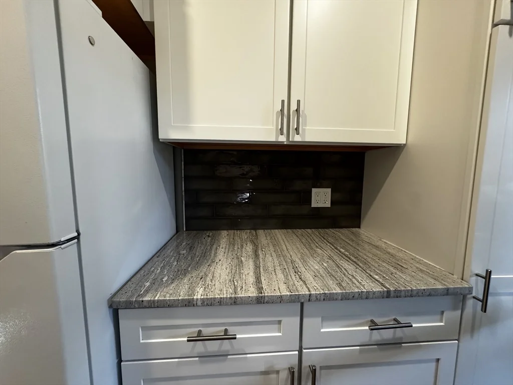 2 bed, 1 bath apartment for rent at 45 Roberts Rd Unit 1, Cambridge — photo 9 of 16