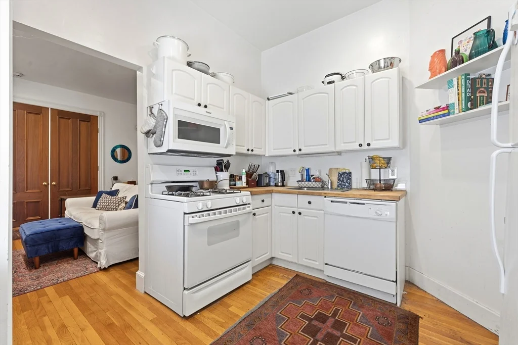 2 bed, 2 bath apartment for rent at 45 Rutland St Unit 2, South End — photo 6 of 14