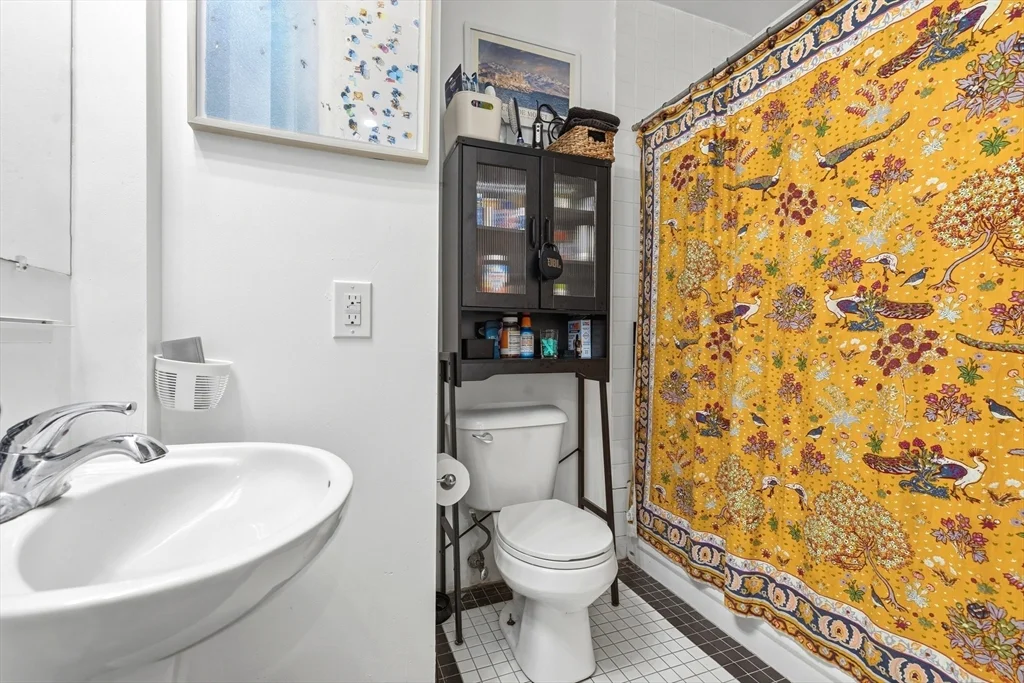 2 bed, 2 bath apartment for rent at 45 Rutland St Unit 2, South End — photo 5 of 14