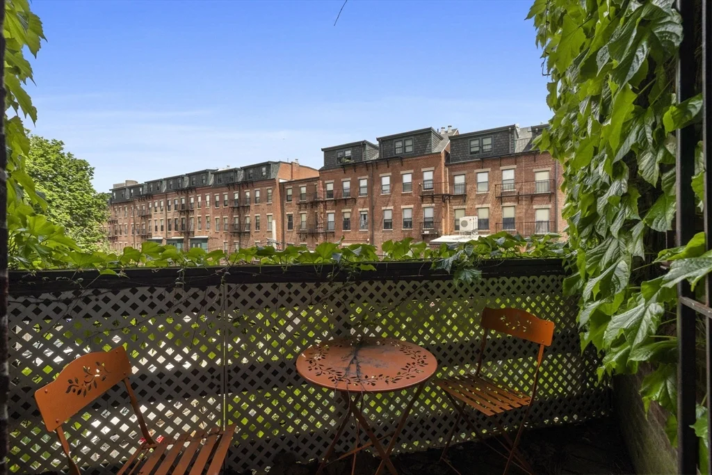 2 bed, 2 bath apartment for rent at 45 Rutland St Unit 3, South End — photo 15 of 16