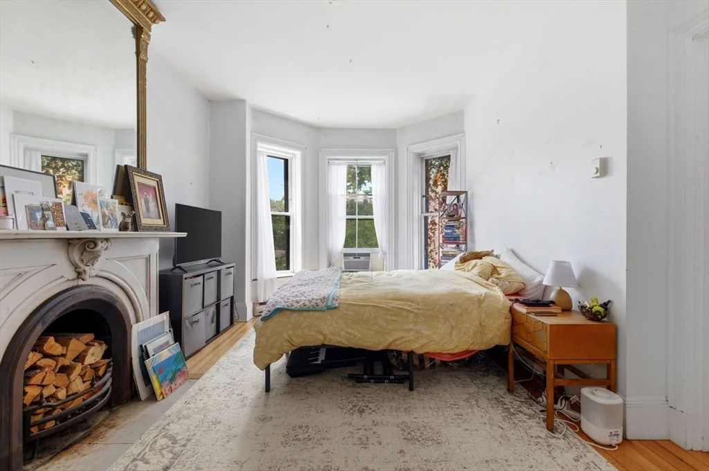 2 bed, 2 bath apartment for rent at 45 Rutland St Unit 3, South End — photo 6 of 16
