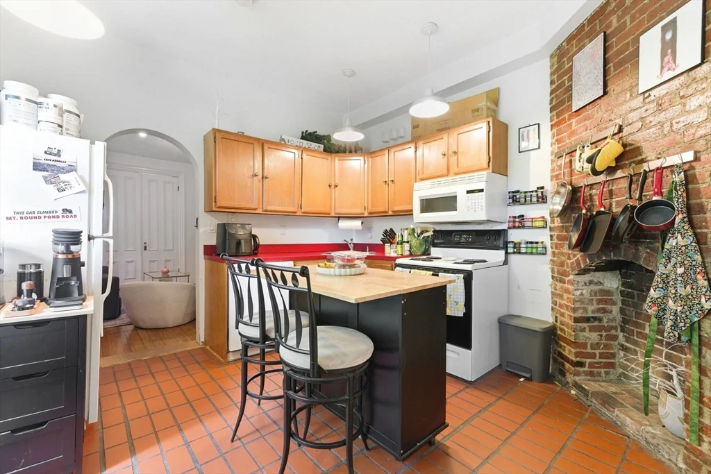 2 bed, 2 bath apartment for rent at 45 Rutland St Unit 3, South End — photo 10 of 16