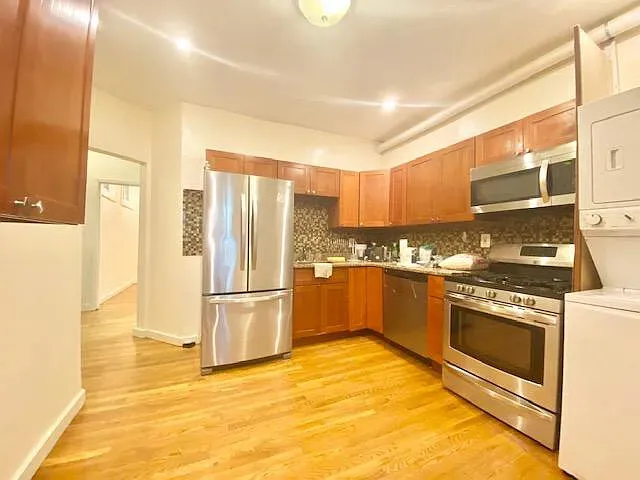 2 bed, 1 bath apartment for rent at 45 School St Unit 1, Jamaica Plain — photo 2 of 8