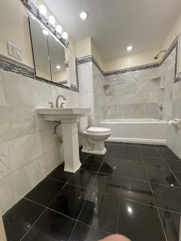 3 bed, 1 bath apartment for rent at 45 School St Unit 3, Jamaica Plain — photo 11 of 12