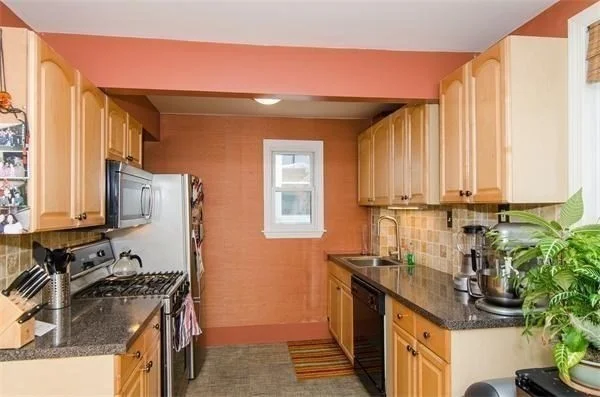 2 bed, 2 bath apartment for rent at 45 School St Unit 3, Prospect Hill — photo 3 of 11