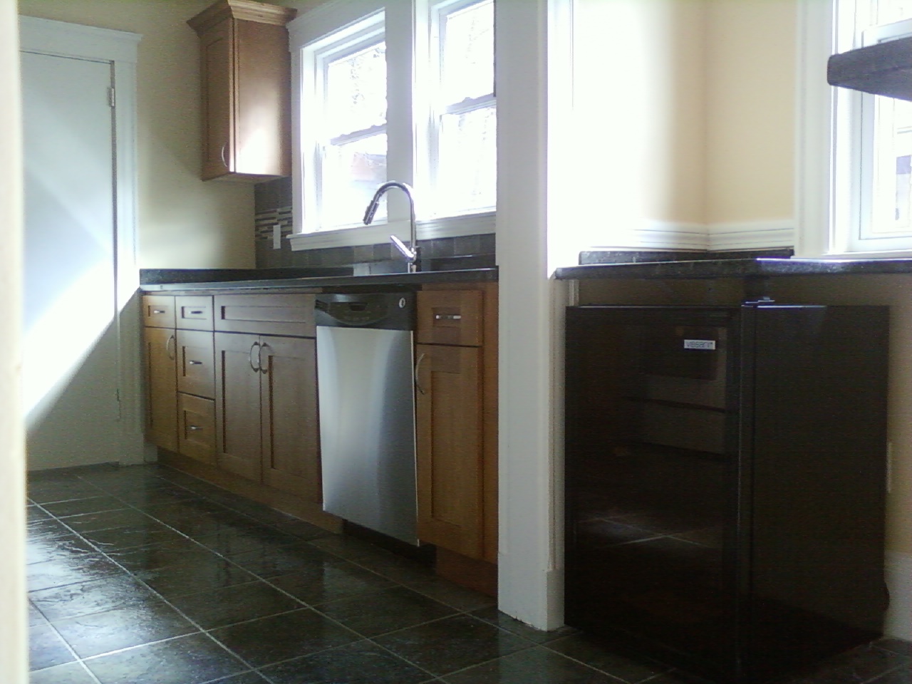 2 bed, 1 bath apartment for rent at 45 Slade St Unit T, Belmont — photo 3 of 9