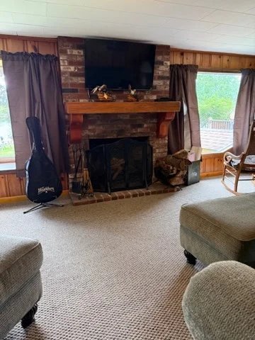 2 bed, 1 bath apartment for rent at 45 Spring St, Lunenburg — photo 6 of 14