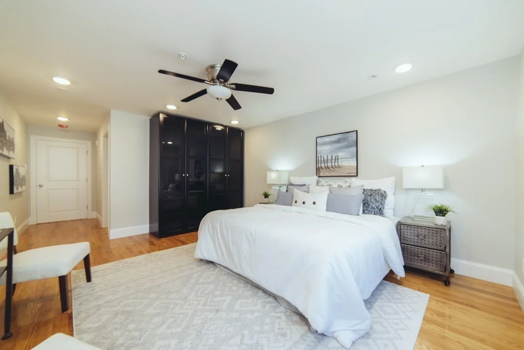3 bed, 2 bath apartment for rent at 45 Spring St Unit 12, West Roxbury — photo 8 of 40