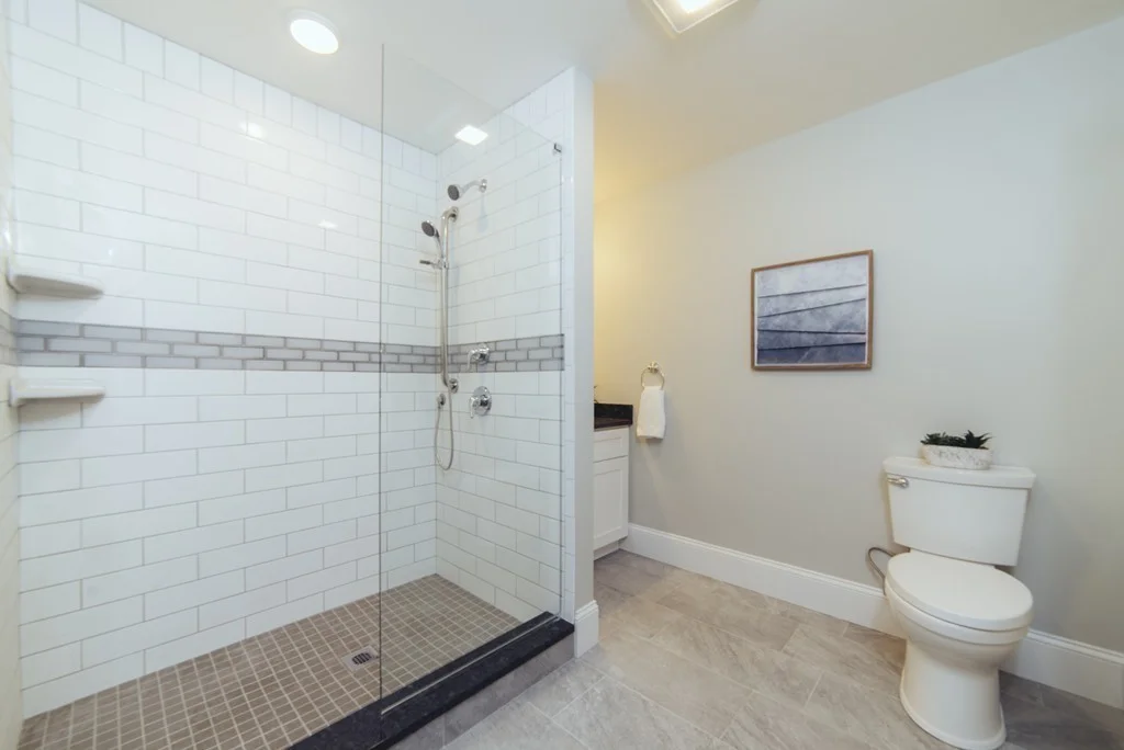 3 bed, 2 bath apartment for rent at 45 Spring St Unit 12, West Roxbury — photo 11 of 40