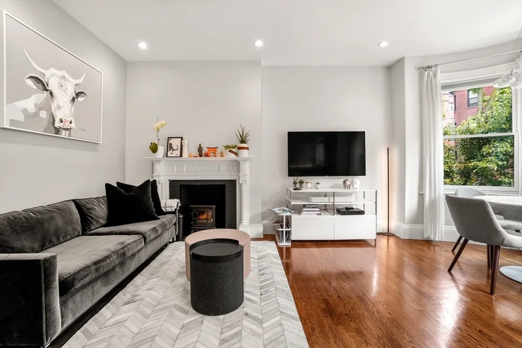 2 bed, 1 bath apartment for rent at 45 St Botolph Unit 203, Back Bay — photo 4 of 17