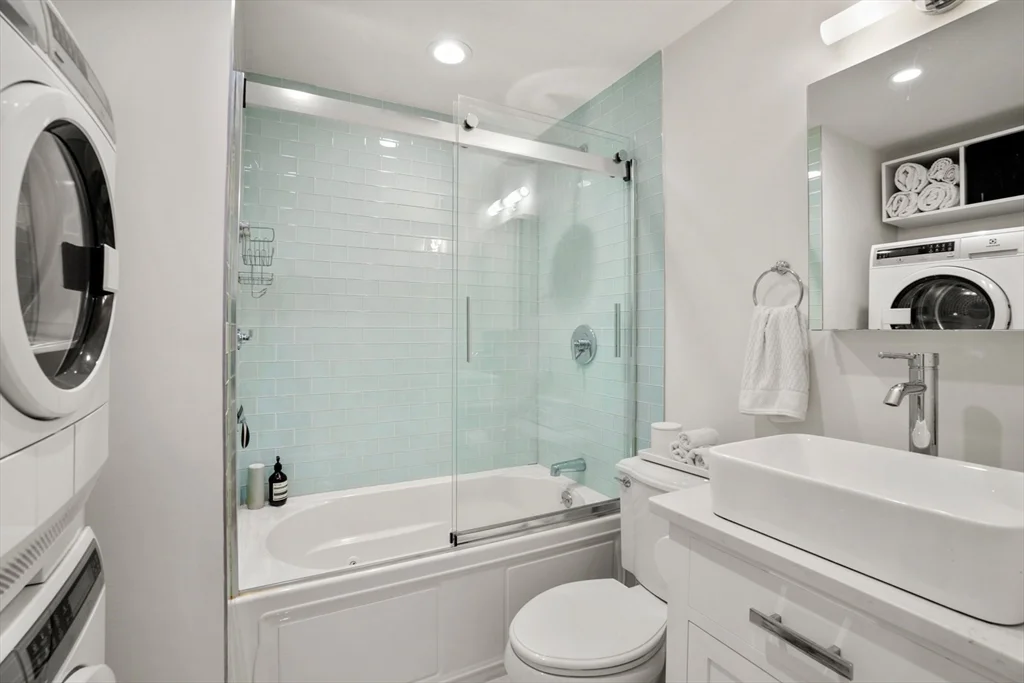 2 bed, 1 bath apartment for rent at 45 St Botolph Unit 203, Back Bay — photo 11 of 17
