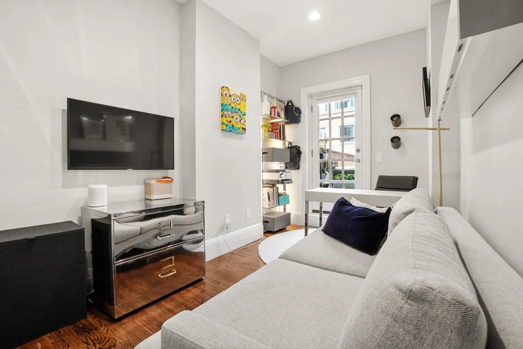 2 bed, 1 bath apartment for rent at 45 St Botolph Unit 203, Back Bay — photo 12 of 17