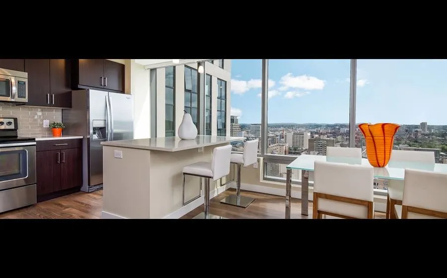 Studio bed, 1 bath apartment for rent at 45 Stuart St Unit 2010, Boston Downtown — photo 3 of 19