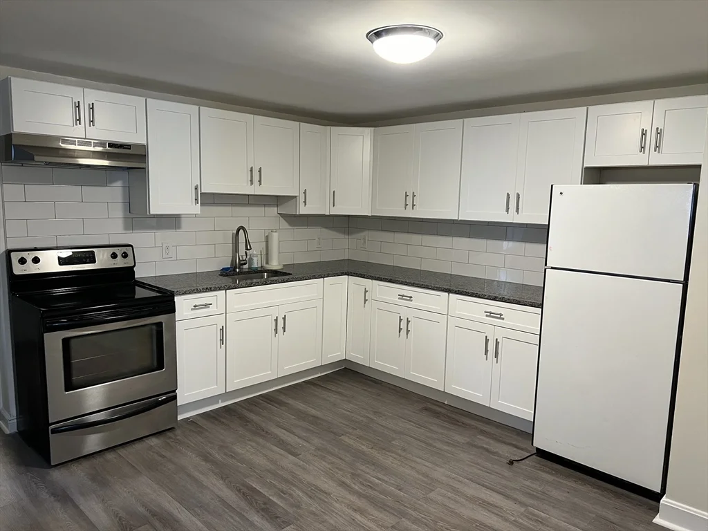 1 bed, 1 bath apartment for rent at 45 Sturgis St Unit 1, Winthrop — photo 1 of 9