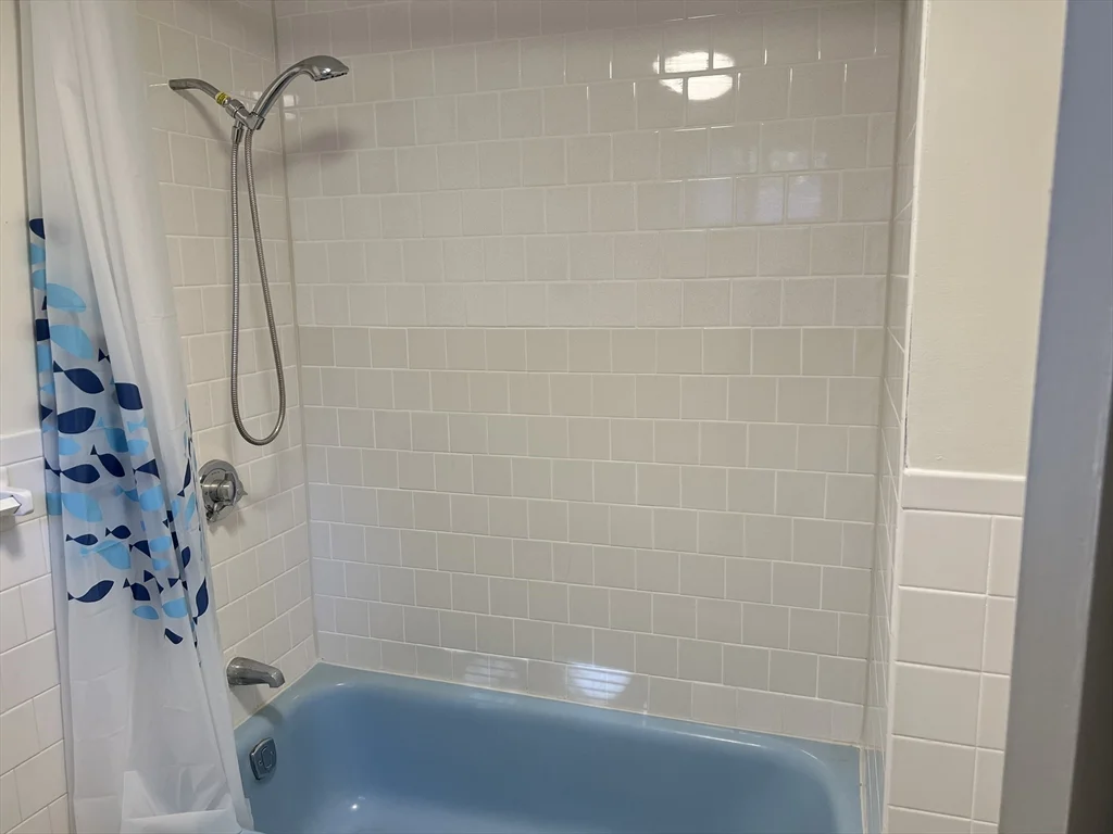 1 bed, 1 bath apartment for rent at 45 Sturgis St Unit 1, Winthrop — photo 8 of 9