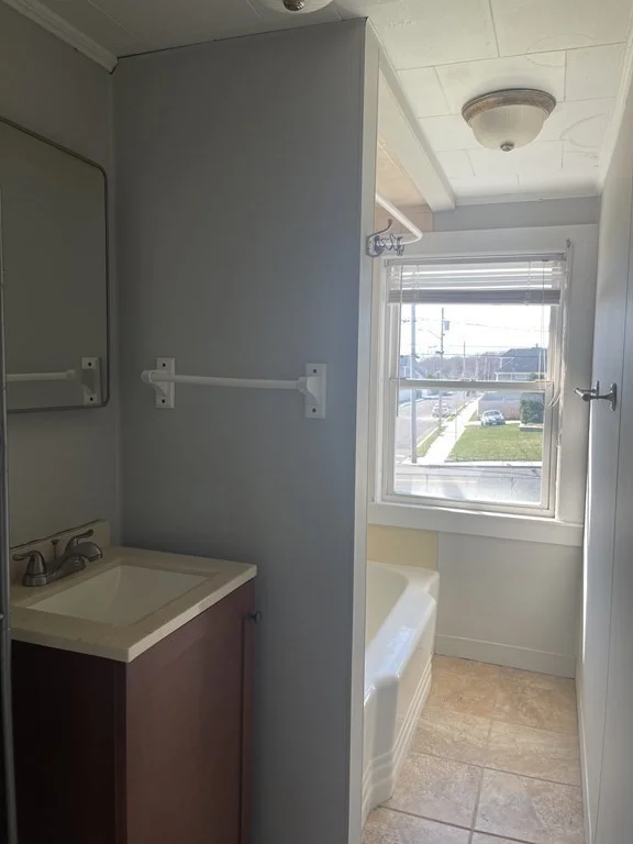 1 bed, 1 bath apartment for rent at 45 Susan St Unit 2W, South Dartmouth — photo 13 of 15