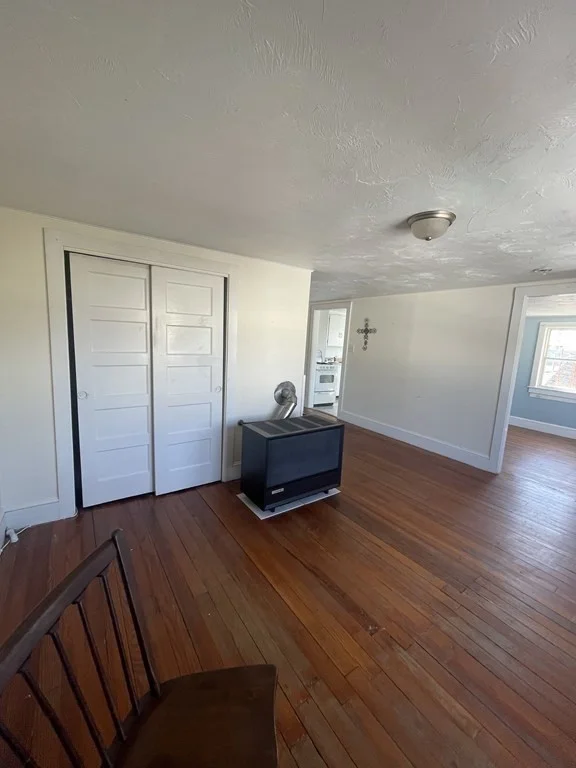 1 bed, 1 bath apartment for rent at 45 Susan St Unit 2W, South Dartmouth — photo 7 of 15