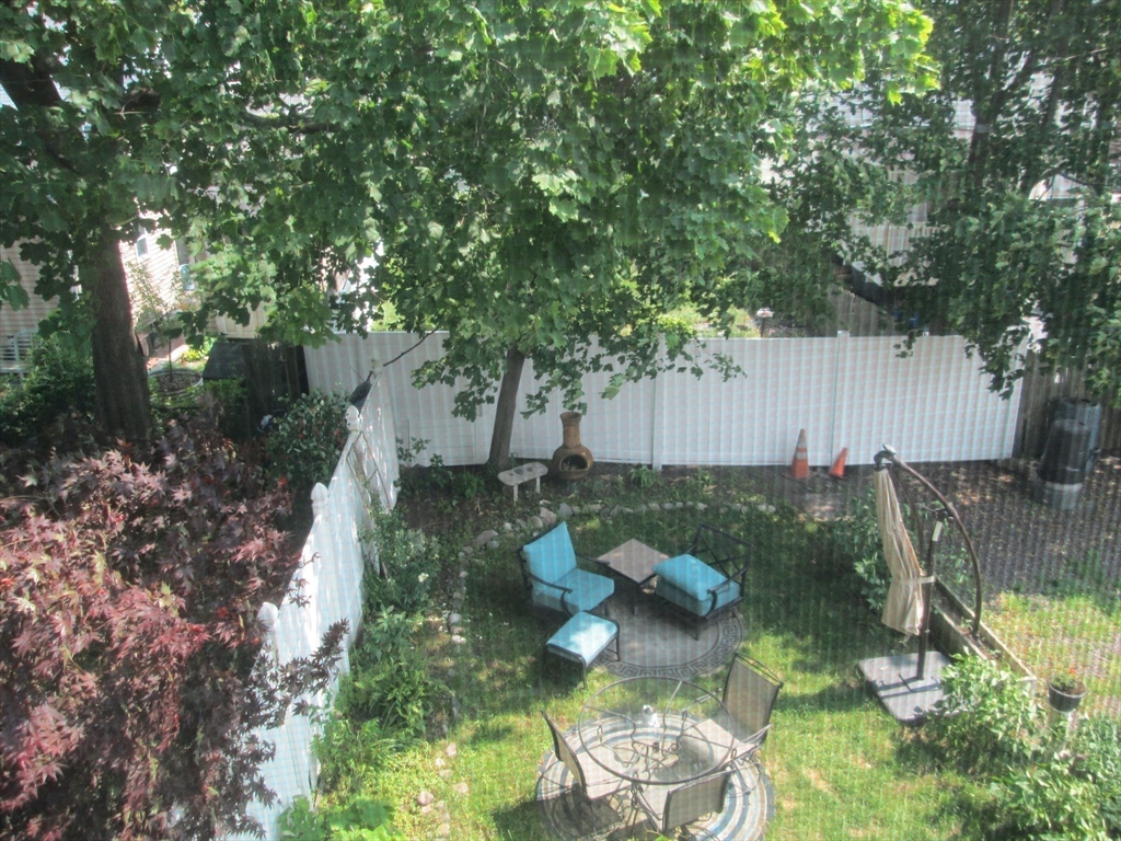 3 bed, 1 bath apartment for rent at 45 Tewksbury St Unit 4, Winthrop — photo 12 of 17