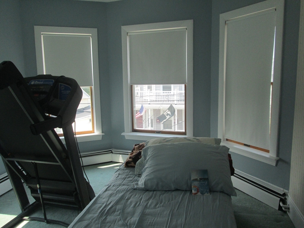 3 bed, 1 bath apartment for rent at 45 Tewksbury St Unit 4, Winthrop — photo 11 of 17