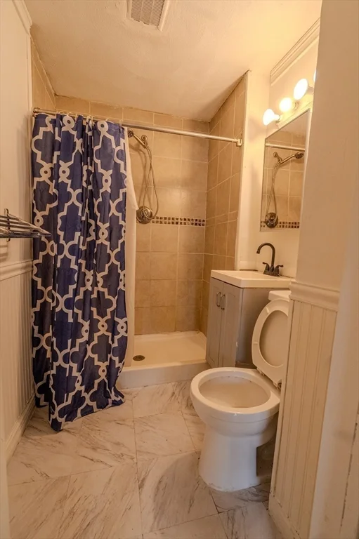 1 bed, 1 bath apartment for rent at 45 Tudor St Unit 9, Lynn — photo 11 of 12