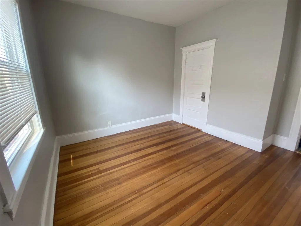 3 bed, 1 bath apartment for rent at 45 Upham St Unit 3, Malden — photo 10 of 13