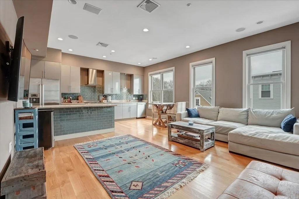 2 bed, 2 bath apartment for rent at 45 Vinton Unit 4, South Boston — photo 1 of 28