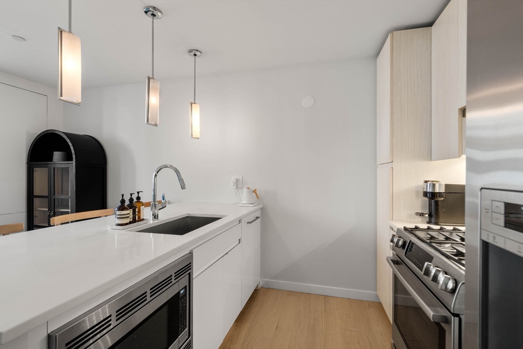 2 bed, 2 bath apartment for rent at 45 W 3rd St Unit 201, South Boston — photo 11 of 39