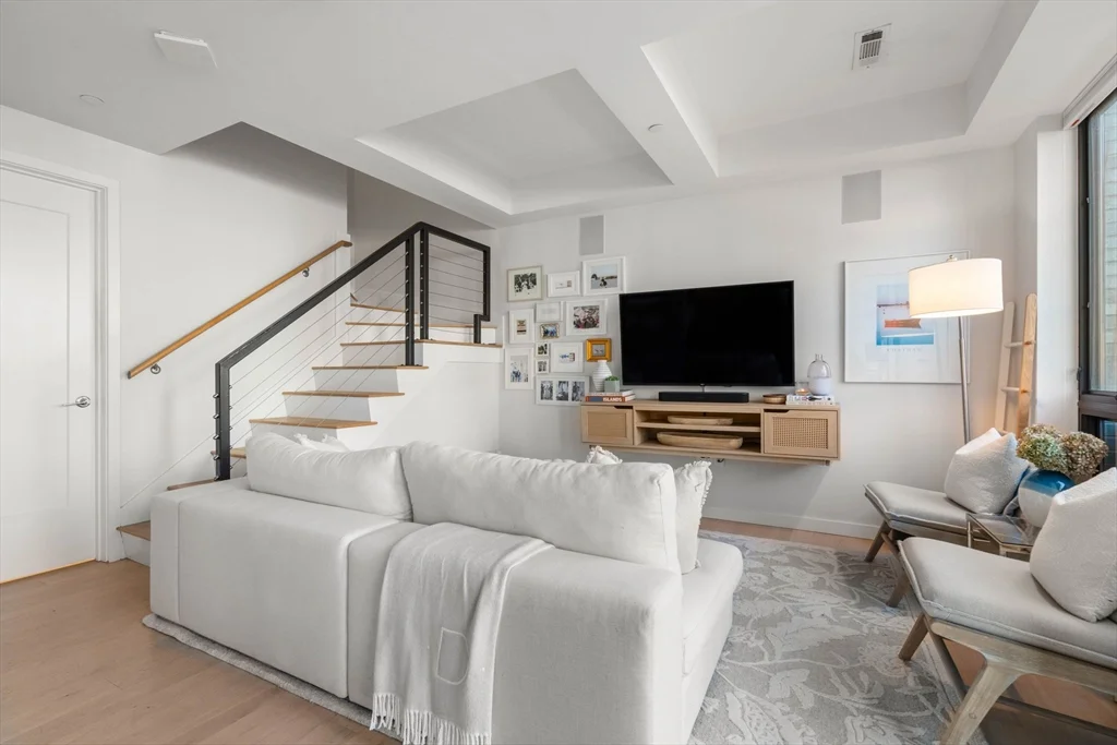 2 bed, 2 bath apartment for rent at 45 W 3rd St Unit 205, South Boston — photo 6 of 26